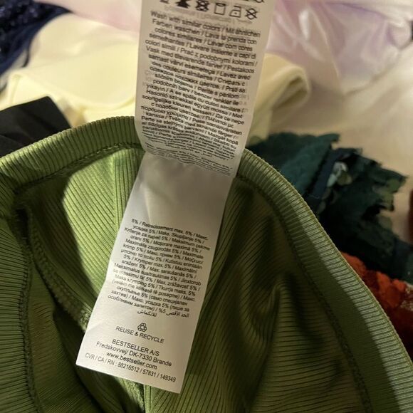 Vero Moda VMLACEY RIB BIKER SHORTS - Picture 6 of 9